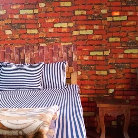 Hillside Homestay Çerapunçi Dış mekan fotoğraf
