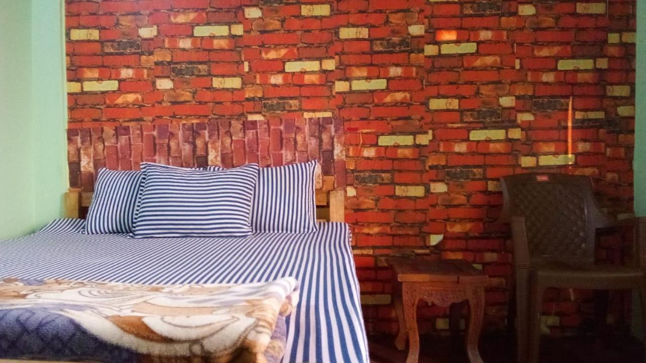 Hillside Homestay Çerapunçi Dış mekan fotoğraf